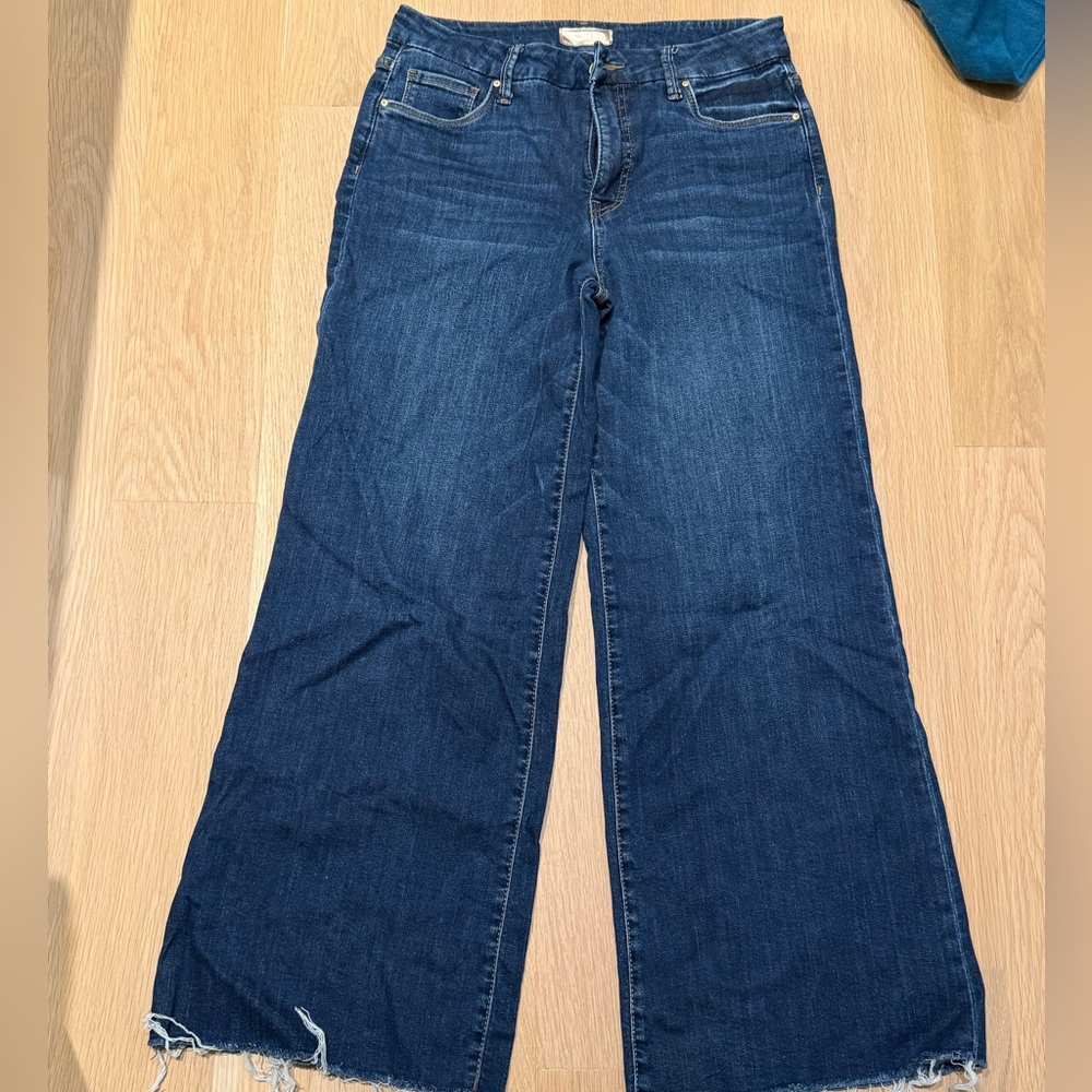 Kut from the Kloth Dark Blue Flare Jeans- size 6